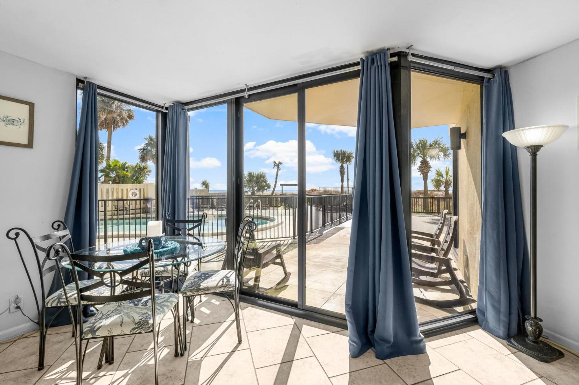 1st Floor Condo! No Elevators! Free Chair Service! By Dolce Getaways Pcb Apartment *